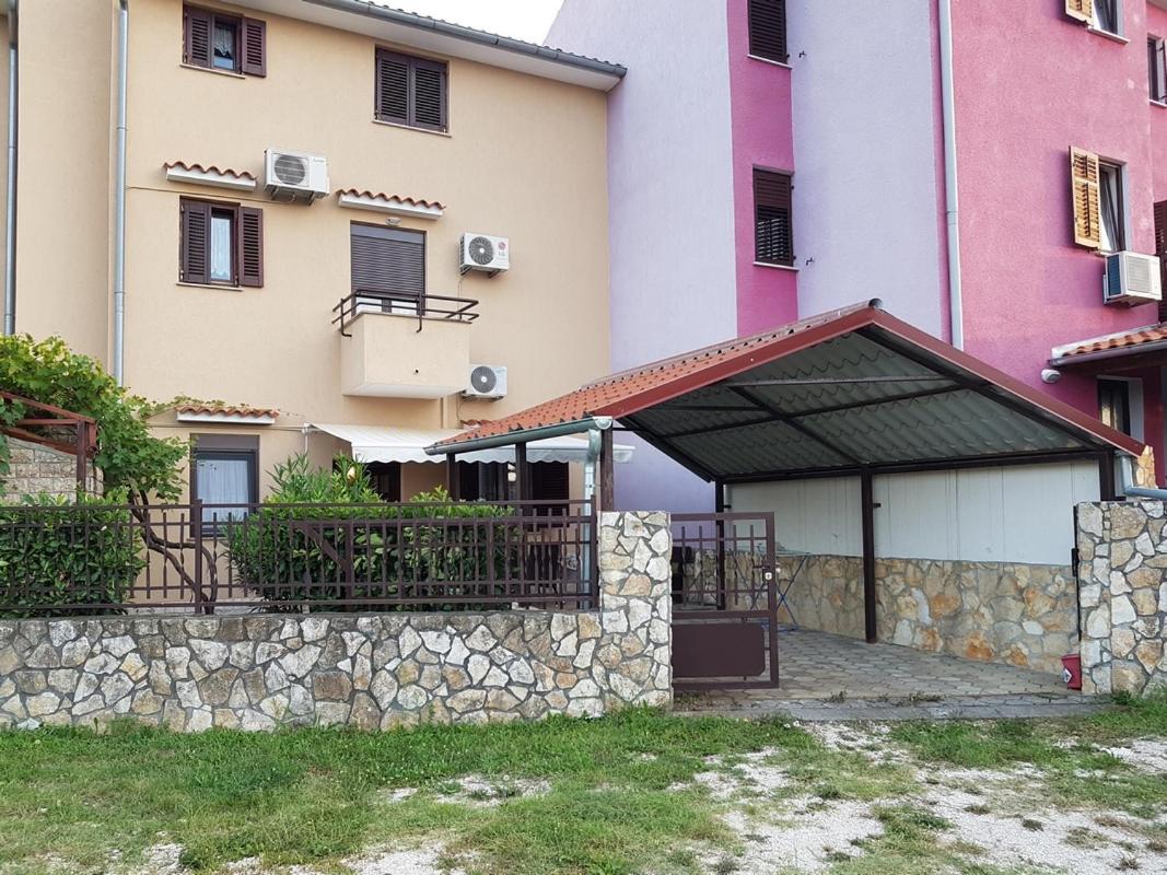 Apartment Matteo Ровинь Экстерьер фото