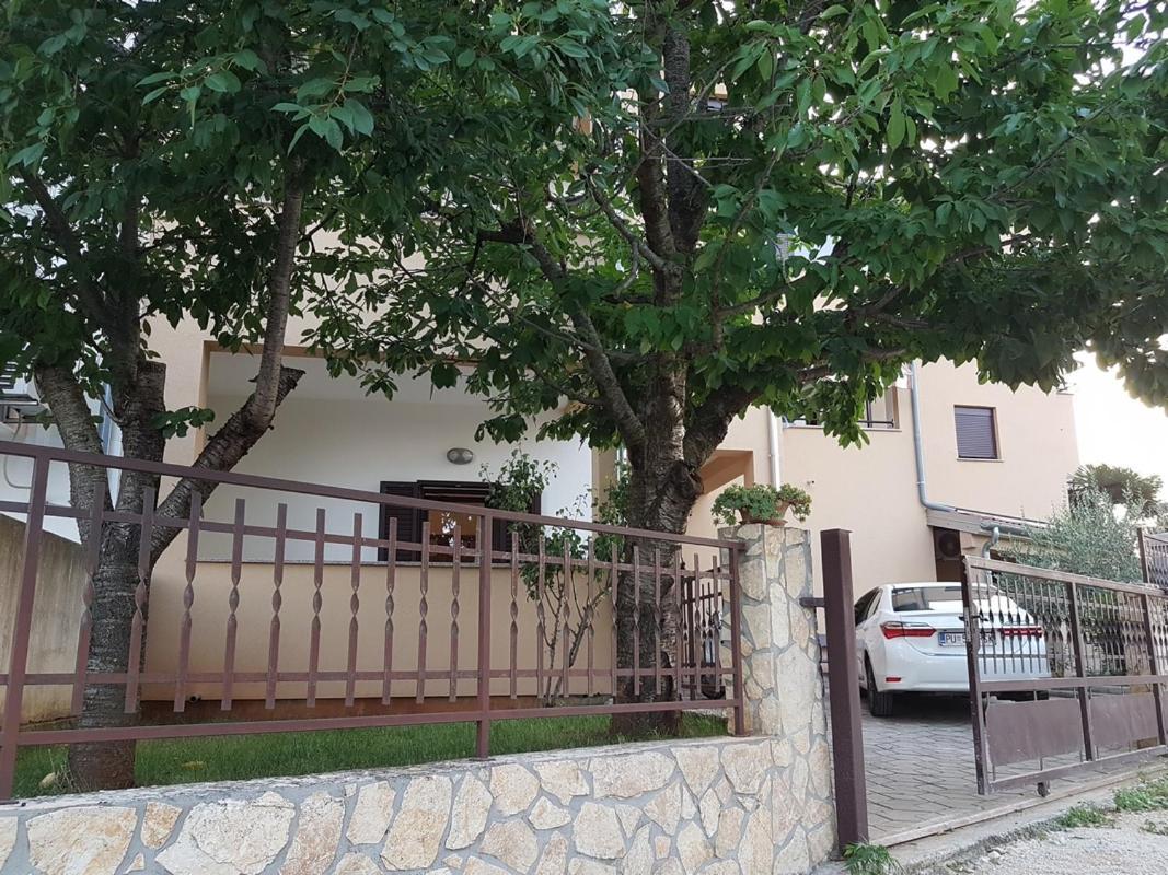 Apartment Matteo Ровинь Экстерьер фото