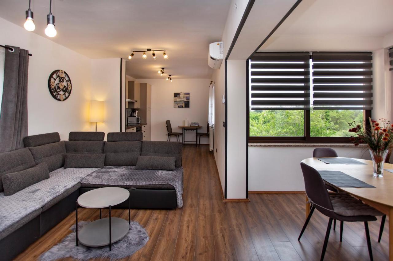 Apartment Matteo Ровинь Экстерьер фото