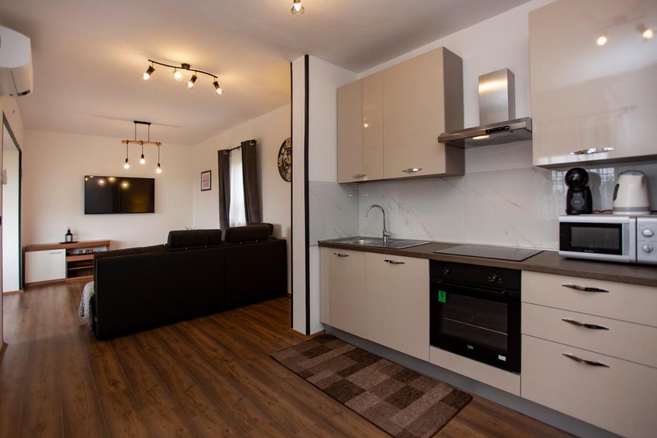 Apartment Matteo Ровинь Экстерьер фото