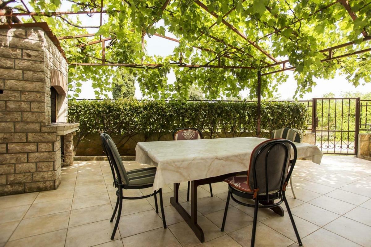 Apartment Matteo Ровинь Экстерьер фото