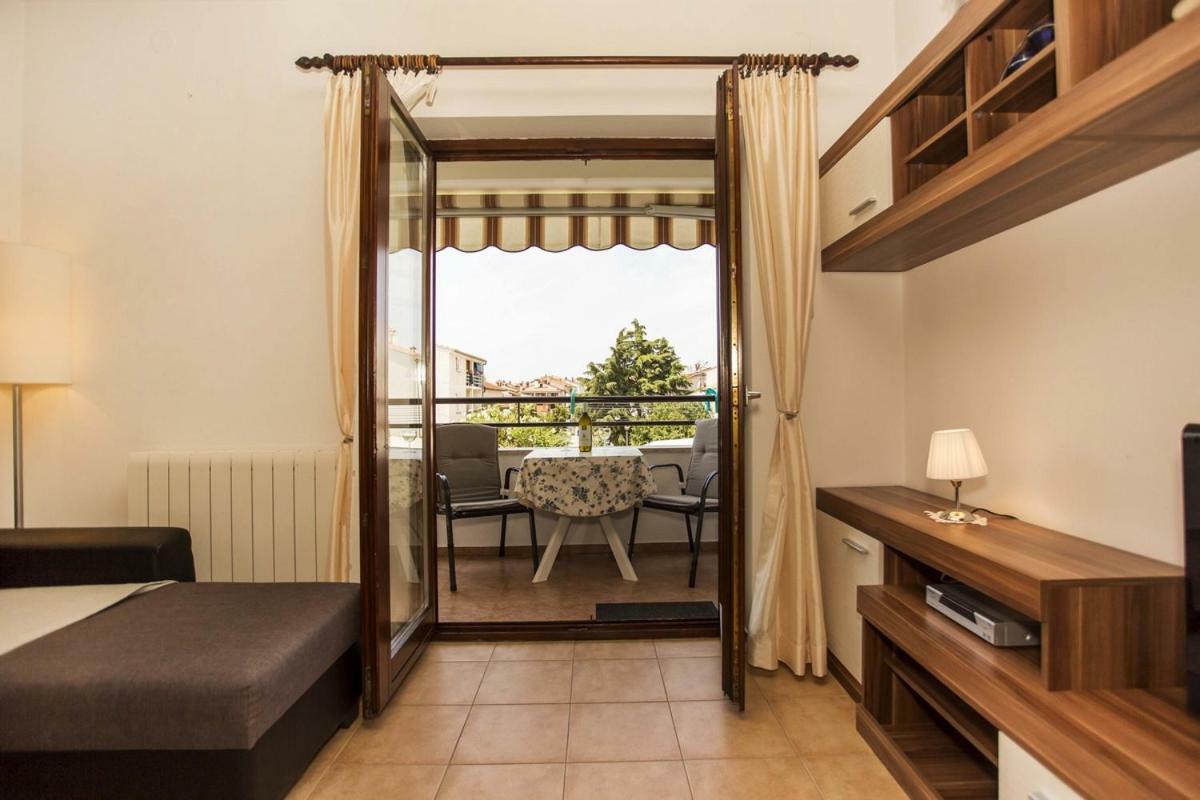 Apartment Matteo Ровинь Экстерьер фото