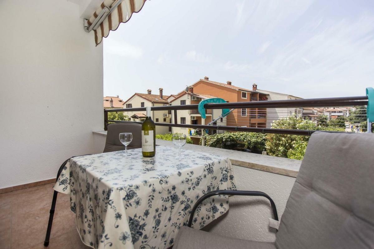Apartment Matteo Ровинь Экстерьер фото